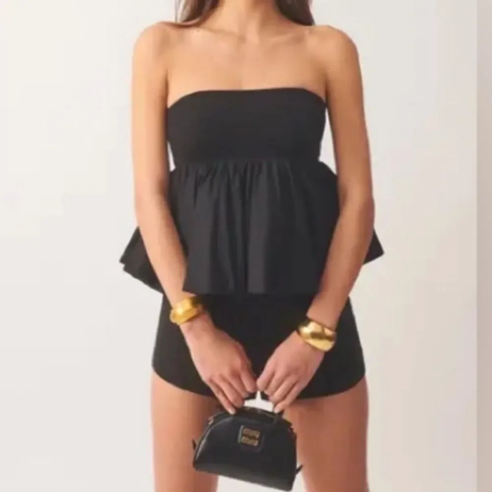 NWT Reformation Simone Strapless Bubble Hem Peplum Black Top Size Small $128 - Picture 7 of 11